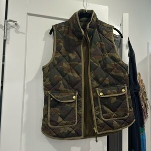 Jcrew camo puffer vest
